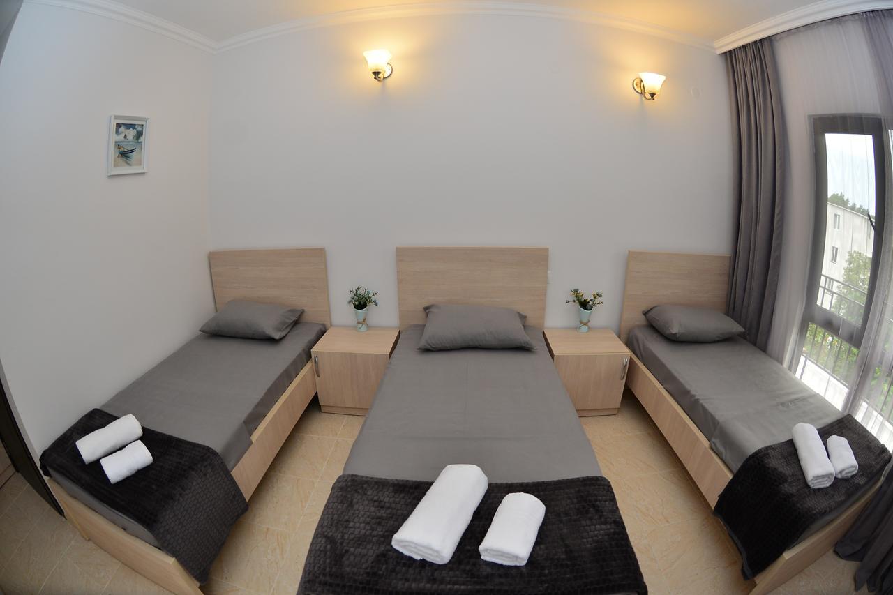 Hotel Gori 科布列季 外观 照片